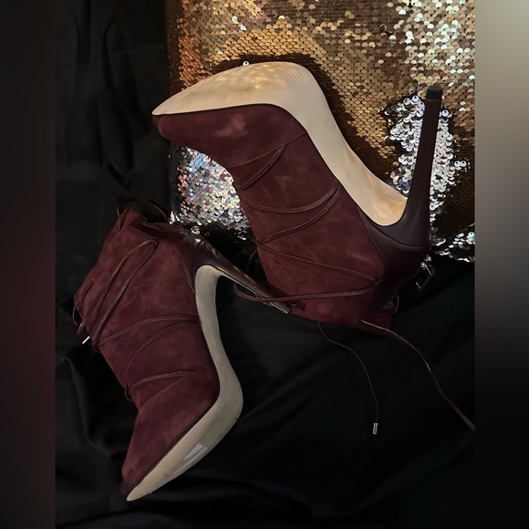 Guess Booties - Picture 4 of 4